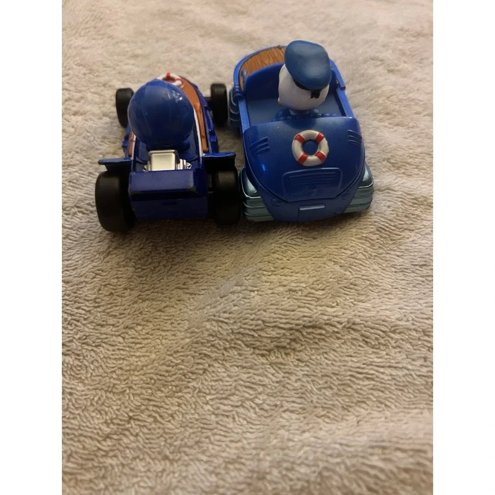 Disney Donald Duck Pull‎ Back Toy Cars Lot of 2